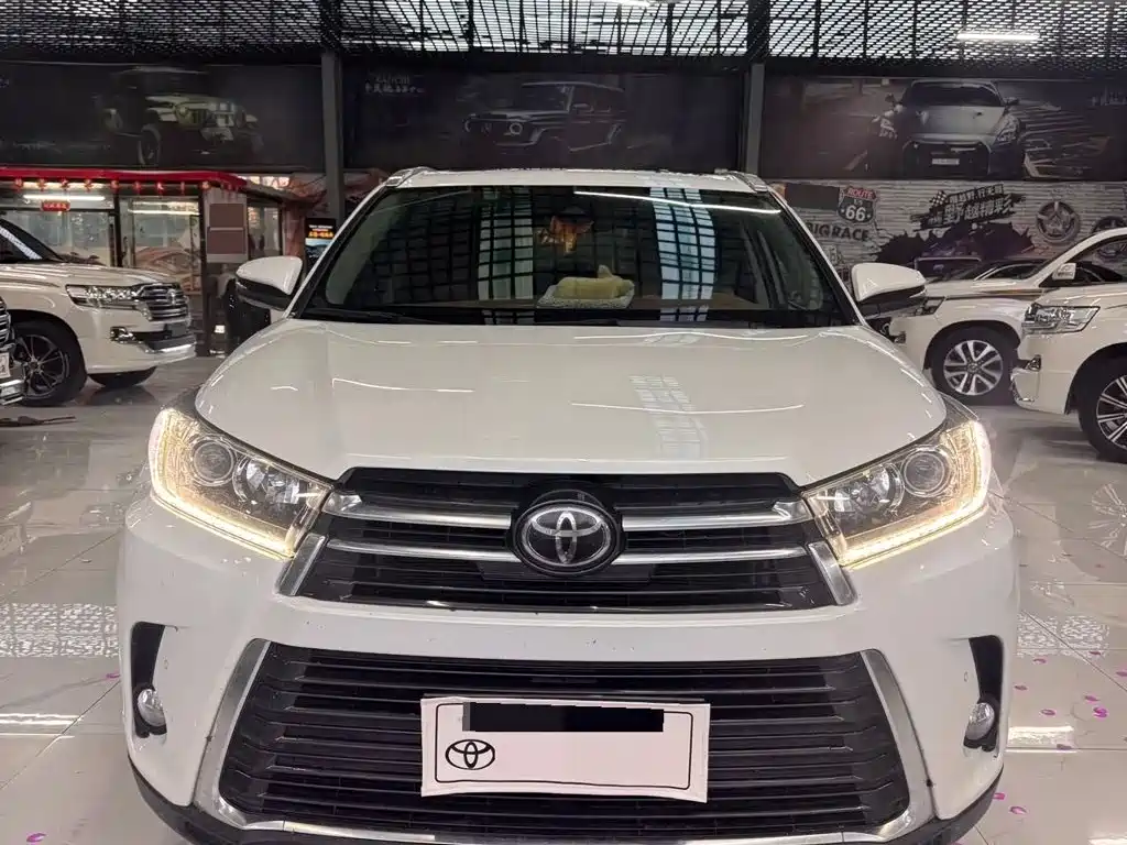 Toyota Highlander — миниатюра 2