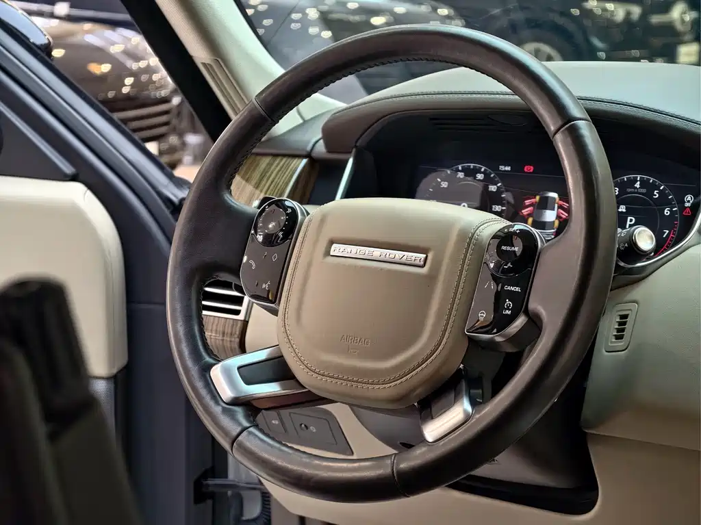 Land Rover Range Rover — миниатюра 20