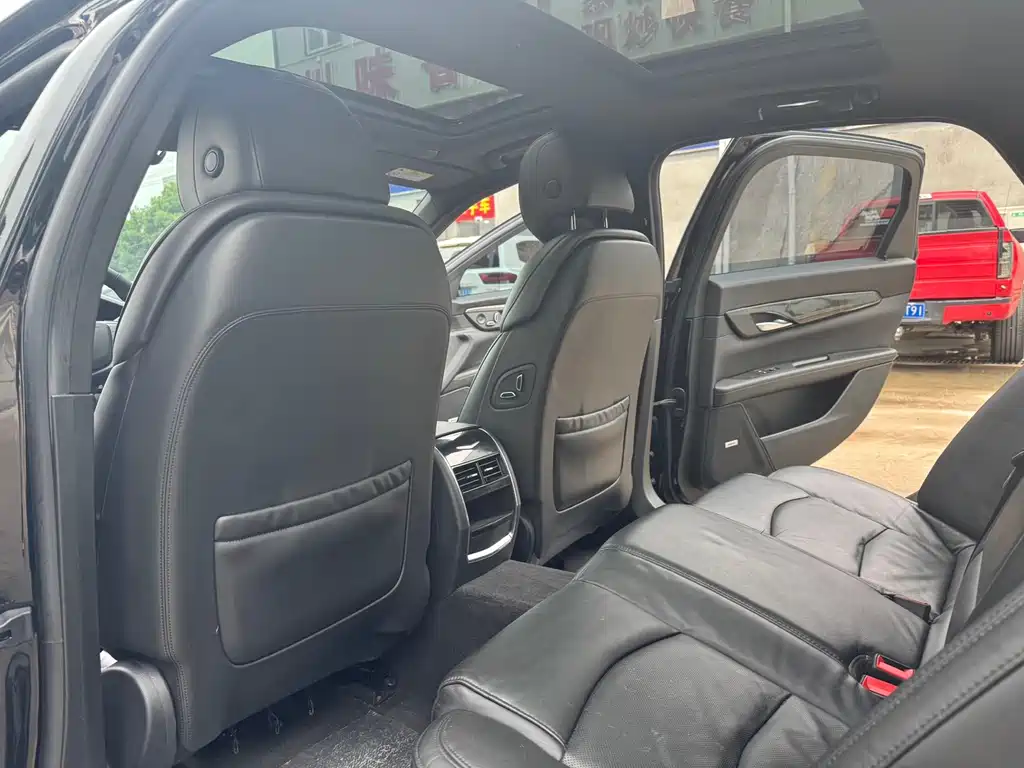 Cadillac CT6 — миниатюра 5