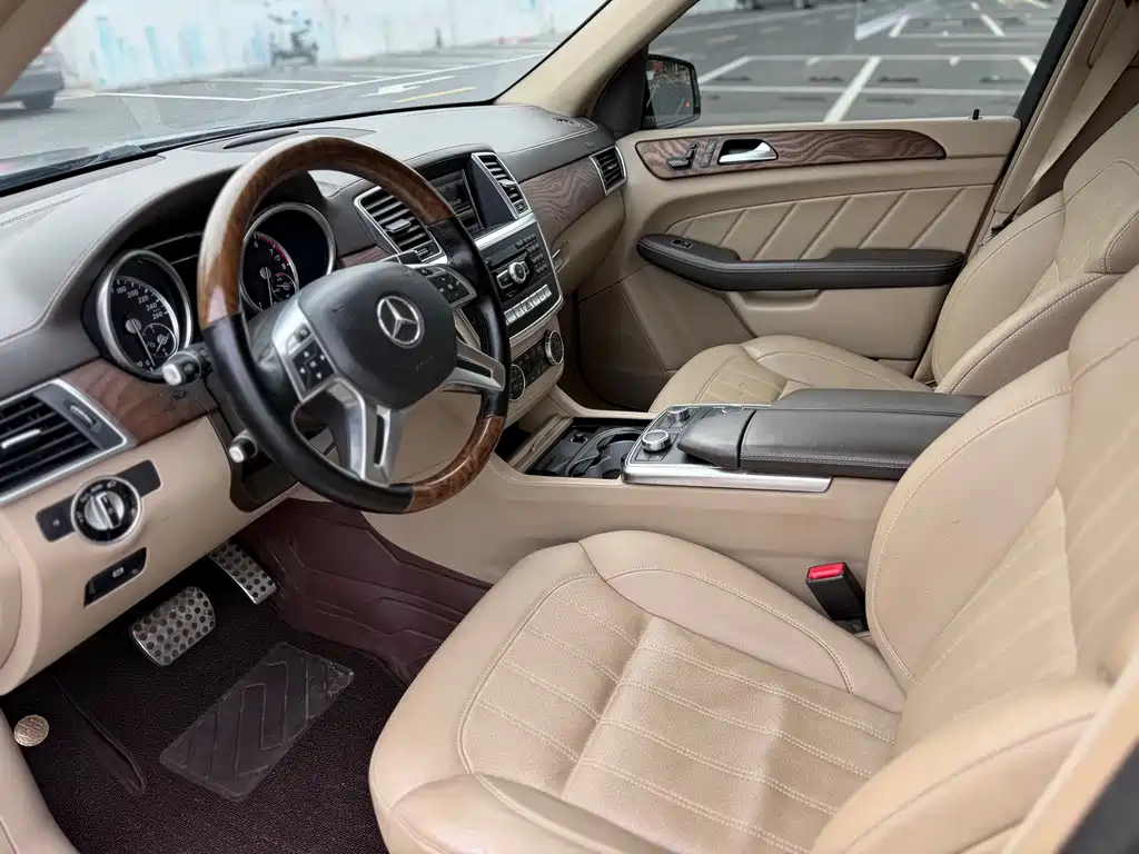 Mercedes-Benz GL-Class — миниатюра 6