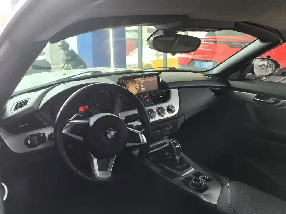 BMW Z4 — миниатюра 3