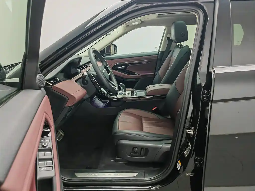 Land Rover Range Rover Evoque 2022 L 249PS R-Dynamic Luxury