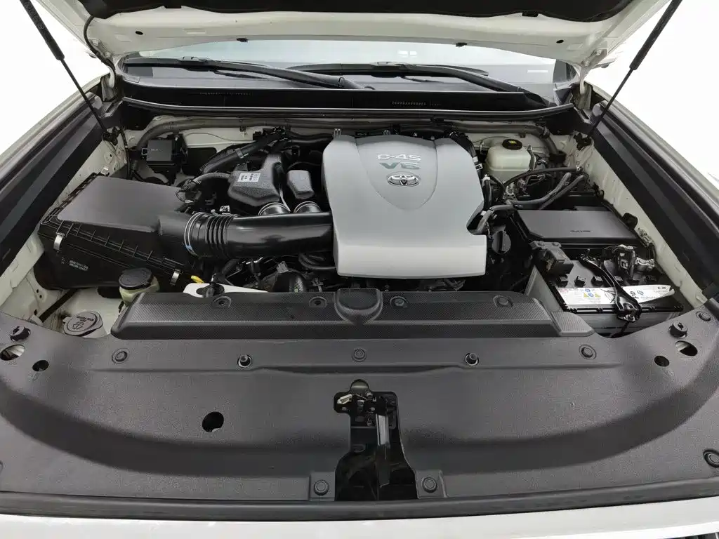 Toyota Prado — миниатюра 6