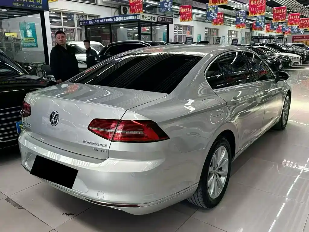 Volkswagen Magotan — миниатюра 4