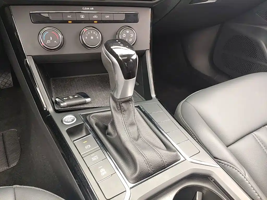 Volkswagen Passat — миниатюра 14