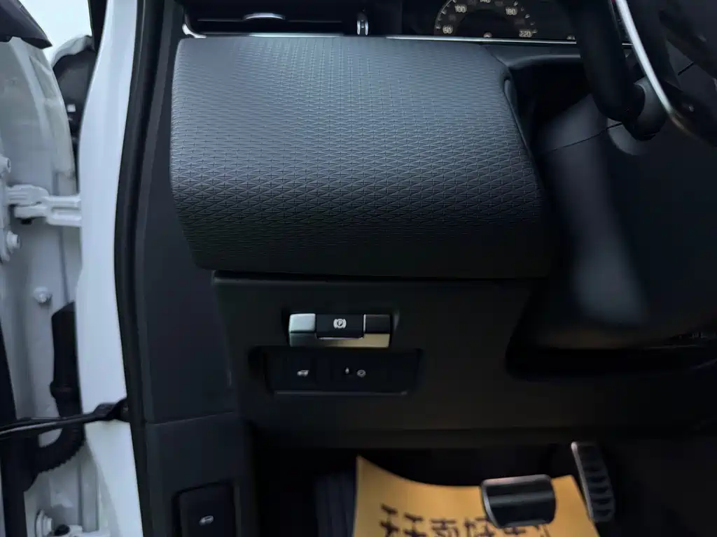 Land Rover Evoque — миниатюра 16