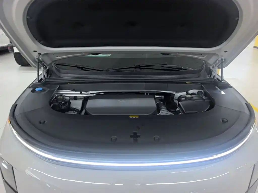 Li Auto Li L6 — миниатюра 20