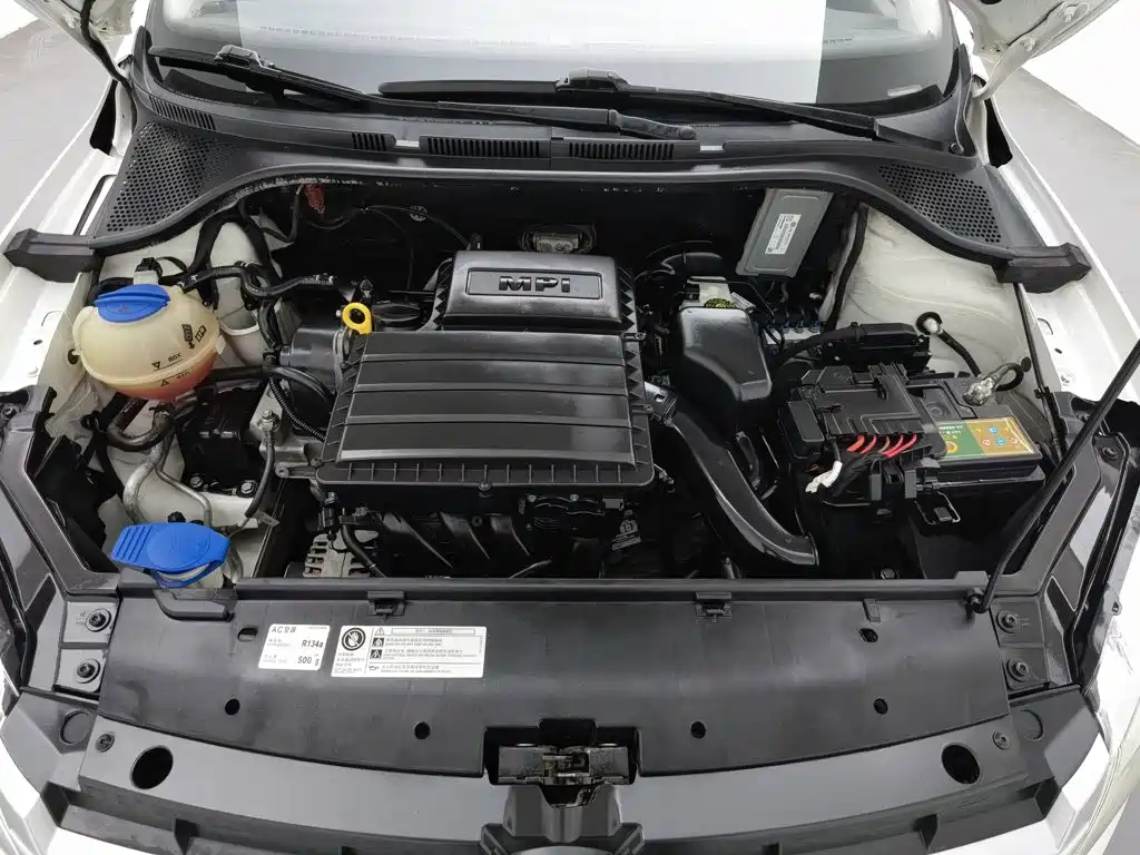 Volkswagen Santana — миниатюра 6