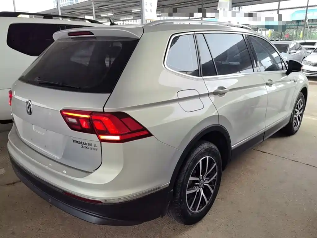 Volkswagen Tiguan L — миниатюра 7