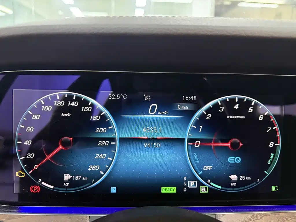 Mercedes-Benz E-Class New Energy — миниатюра 18