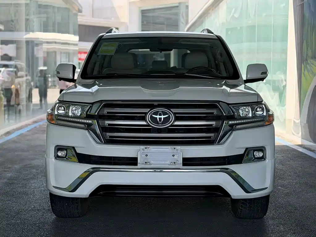 Toyota Land Cruiser — миниатюра 2