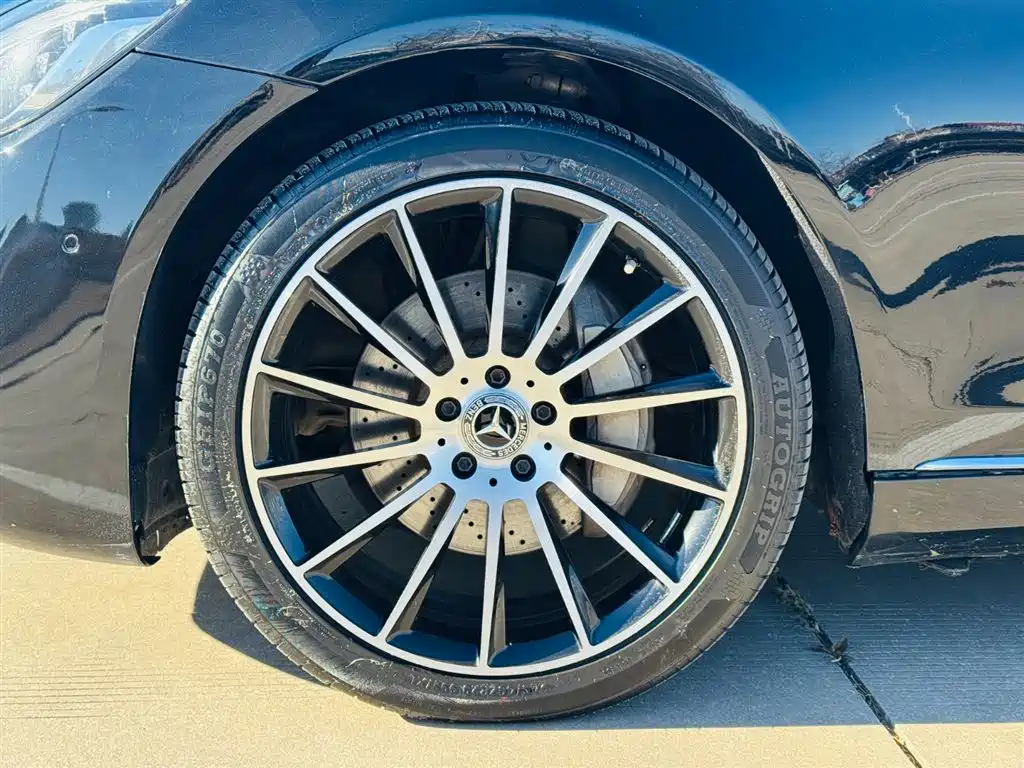 MERCEDES-BENZ S CLASS