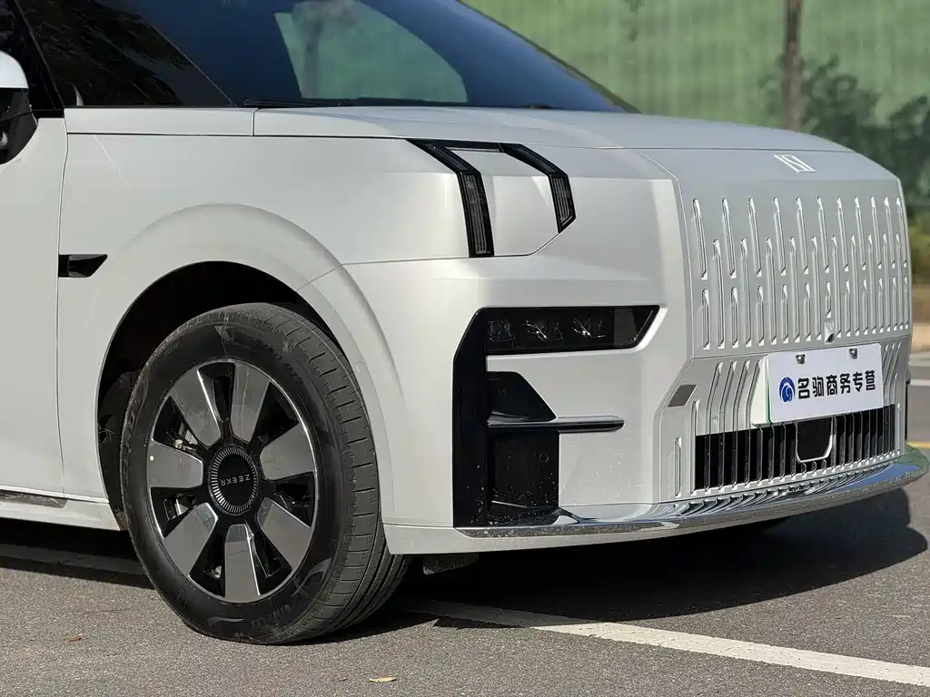 ZEEKR EXTREME KRYPTON 009