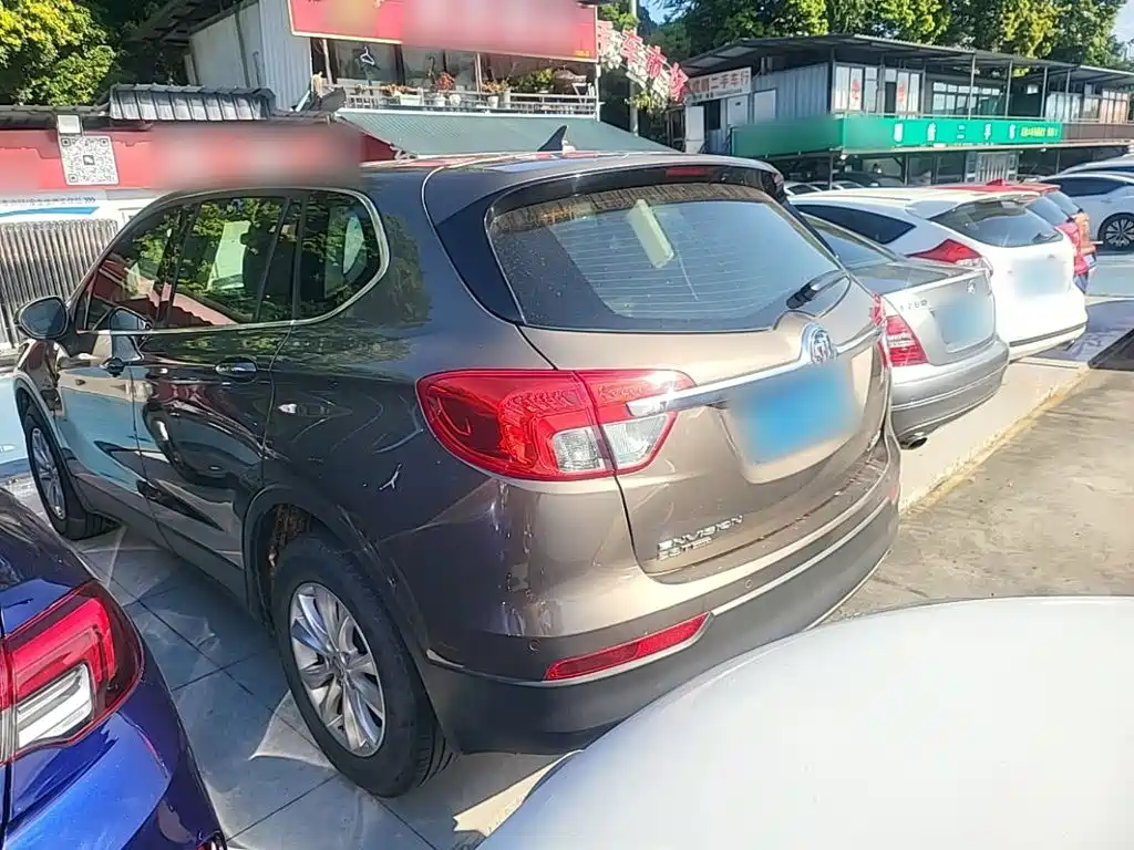 Buick Envision Plus — миниатюра 5