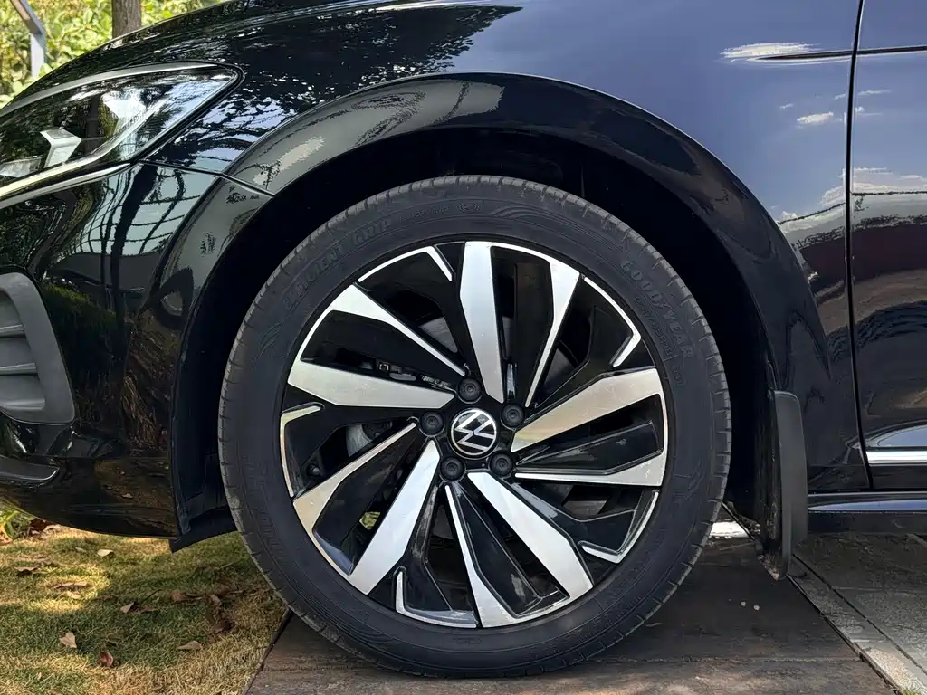 Volkswagen Passat — миниатюра 33