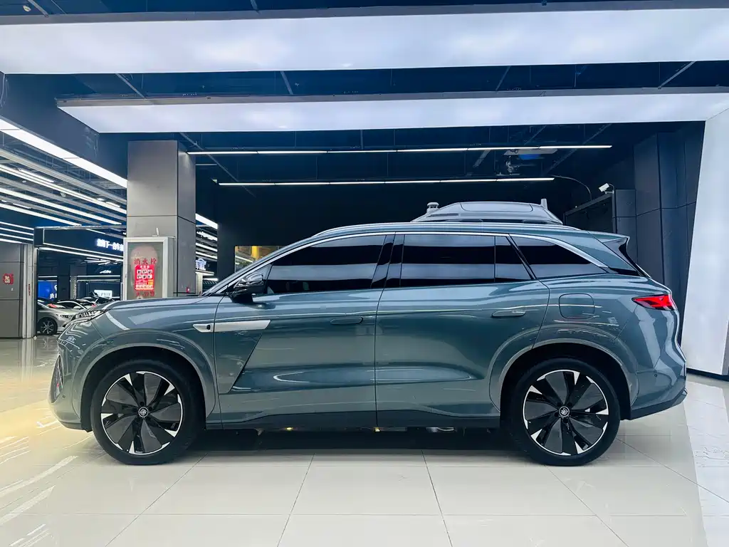 BYD Tang L - фото 7