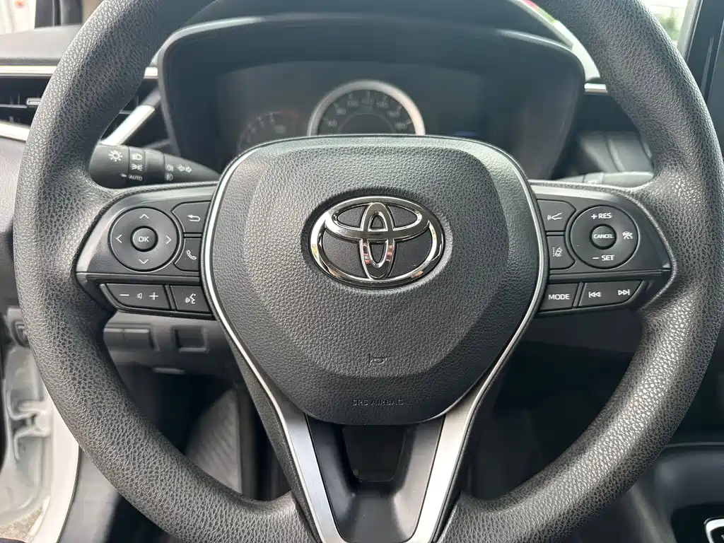 Toyota Corolla — миниатюра 12