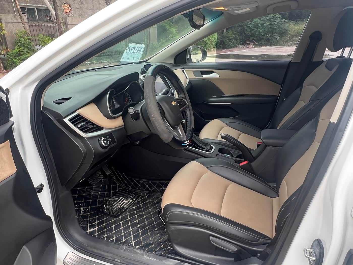 Chevrolet Monza 1.5 л 2021 г. Белый, пробег 48000 км
