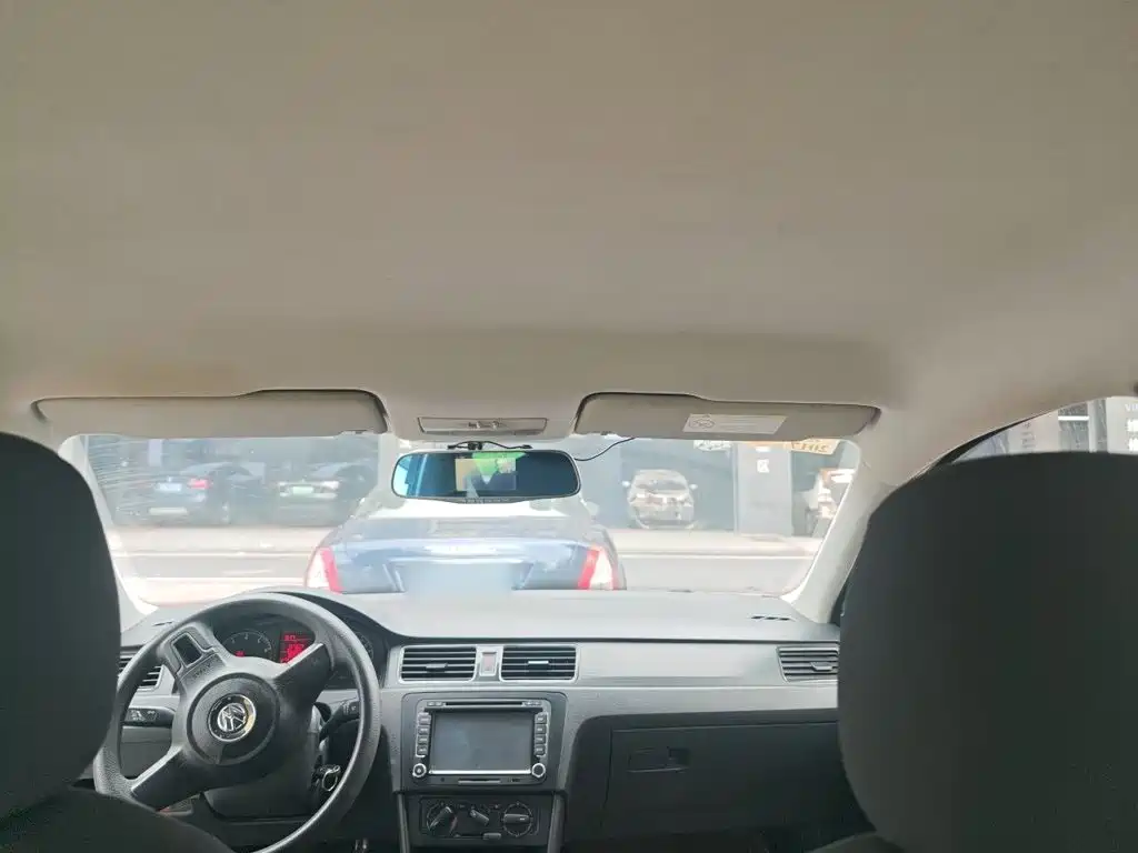 Volkswagen Santana — миниатюра 19