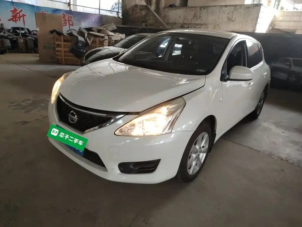 Nissan Tiida — миниатюра 2