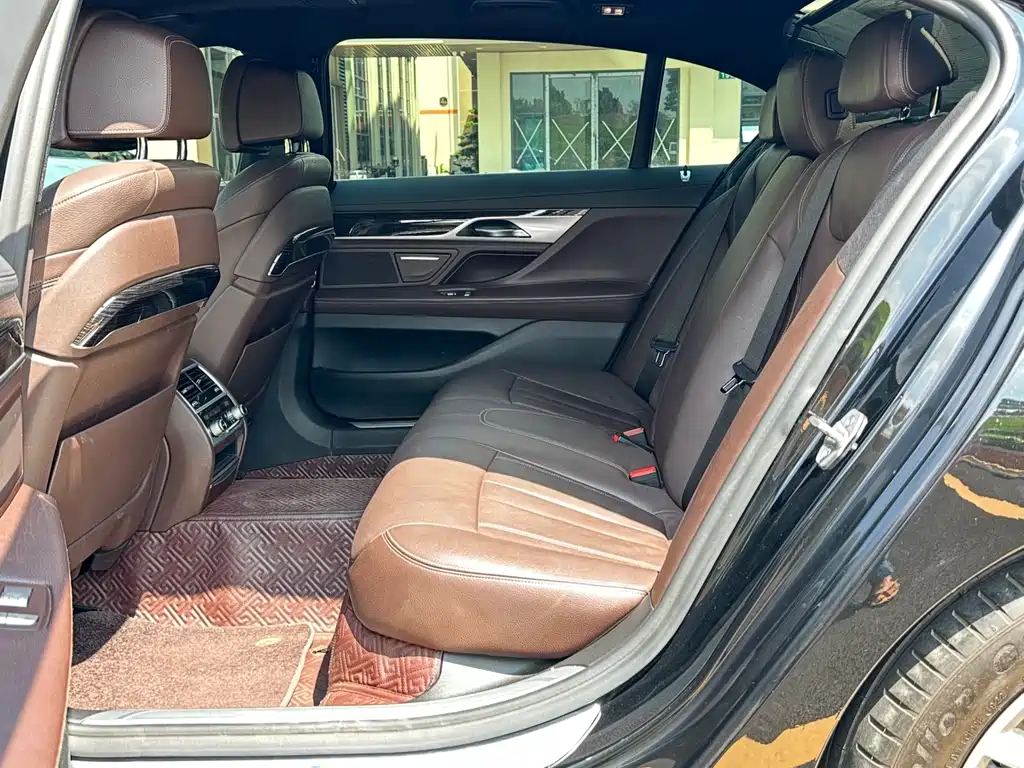 BMW 7 Series 7 2018 730Li Lead M Sport