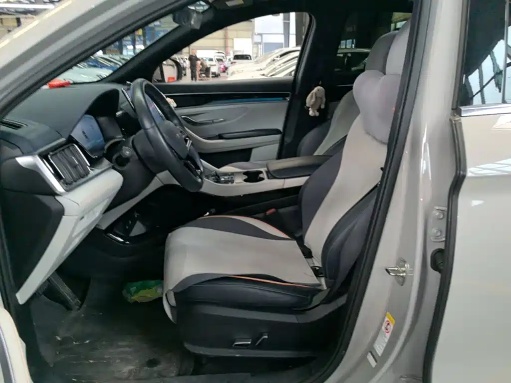 BYD PLUS New Energy — миниатюра 15