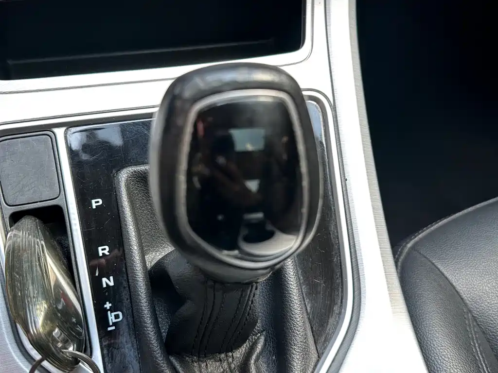 Geely Vision — миниатюра 12