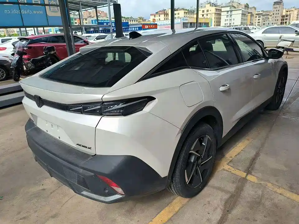 Peugeot 408X — миниатюра 4