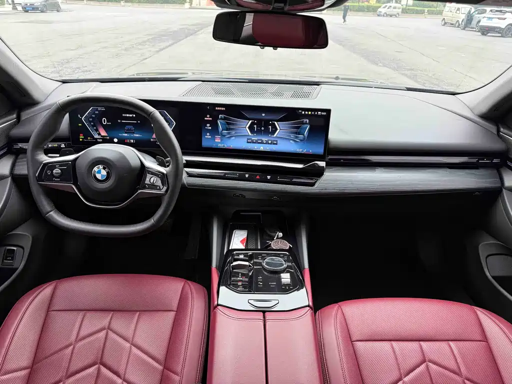 BMW 5 Series — миниатюра 5