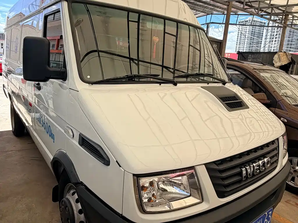 IVECO Daily — миниатюра 2