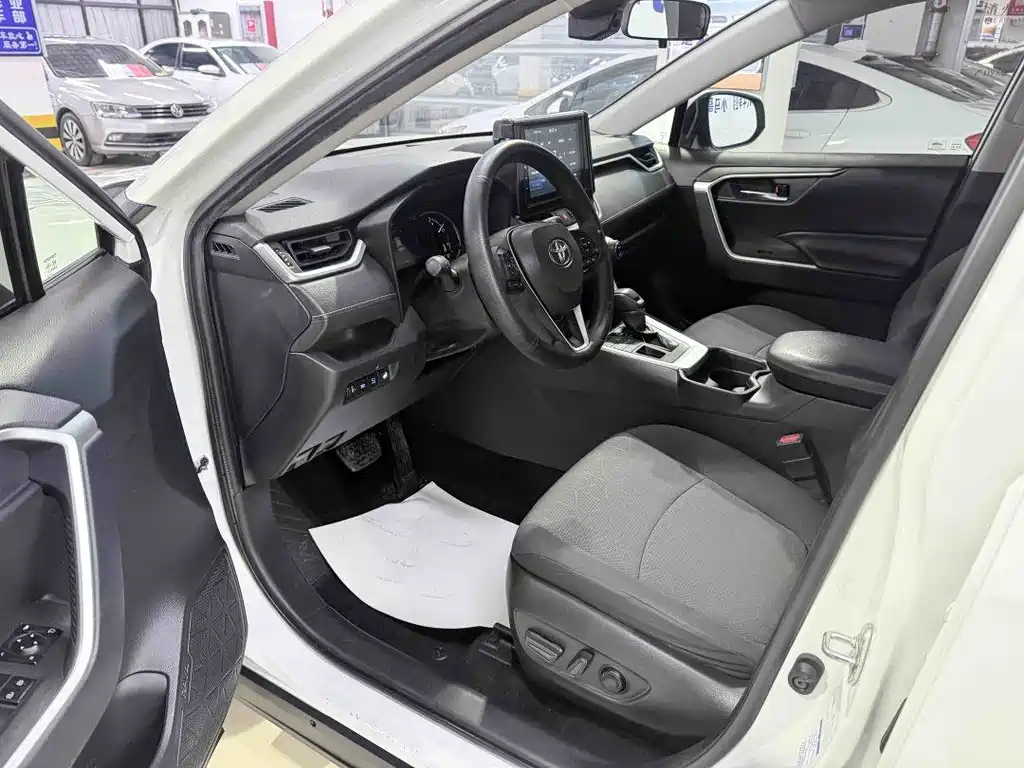 TOYOTA RAV4 RONGFANG