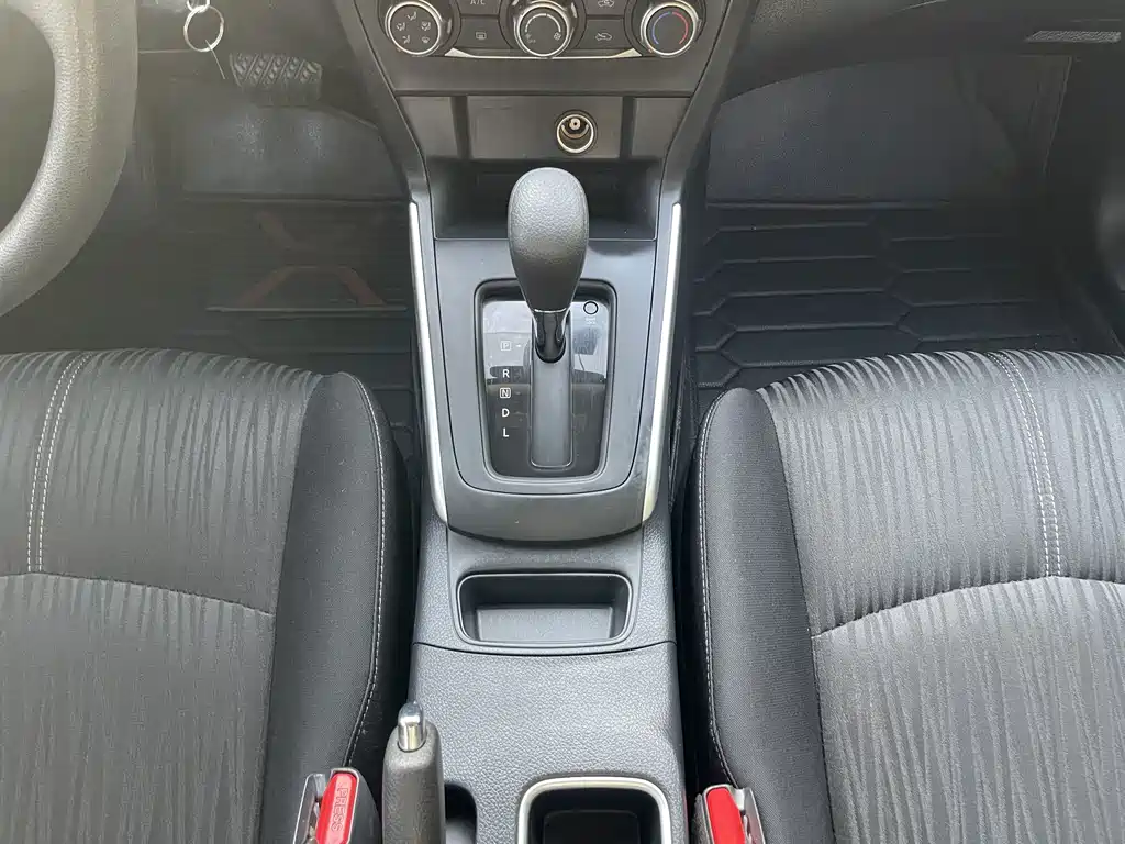 Nissan Sylphy — миниатюра 9