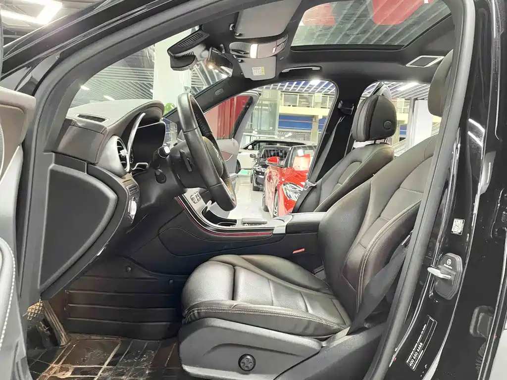Mercedes-Benz GLC — миниатюра 8