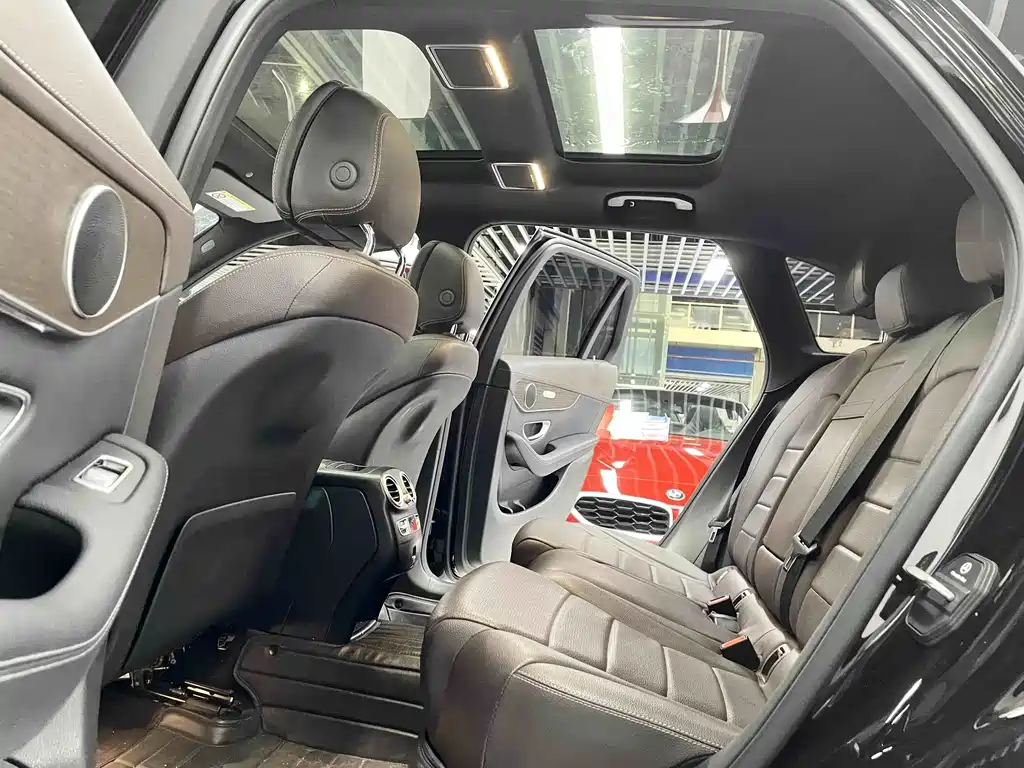 Mercedes-Benz GLC — миниатюра 7