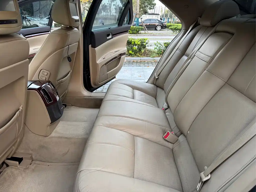 Cadillac SLS 2011 2.0T Luxury