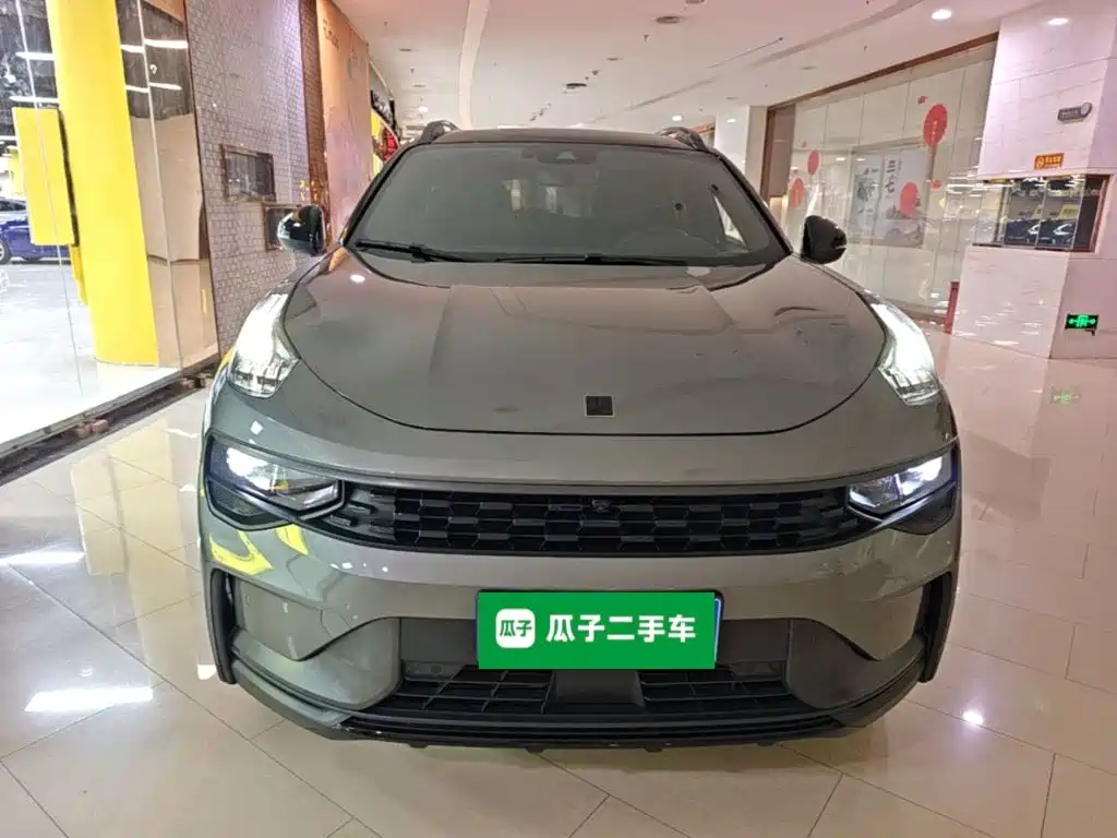 Lynk & Co 01 — миниатюра 3