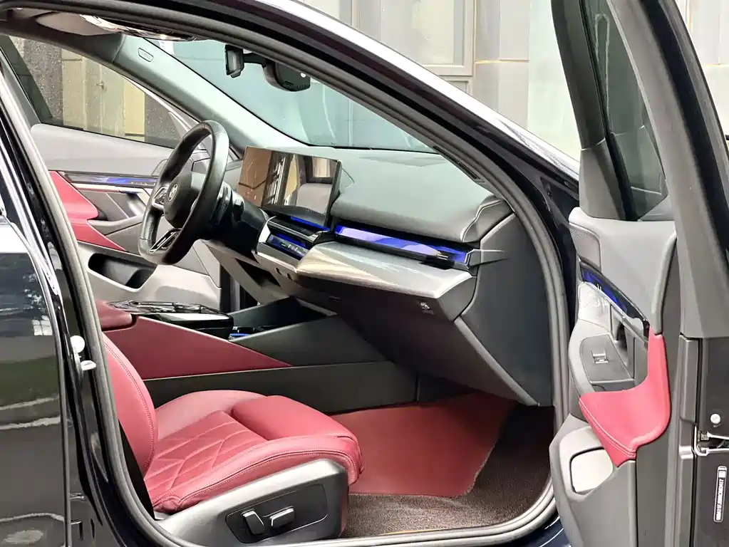 BMW 5 Series (Import) — миниатюра 8