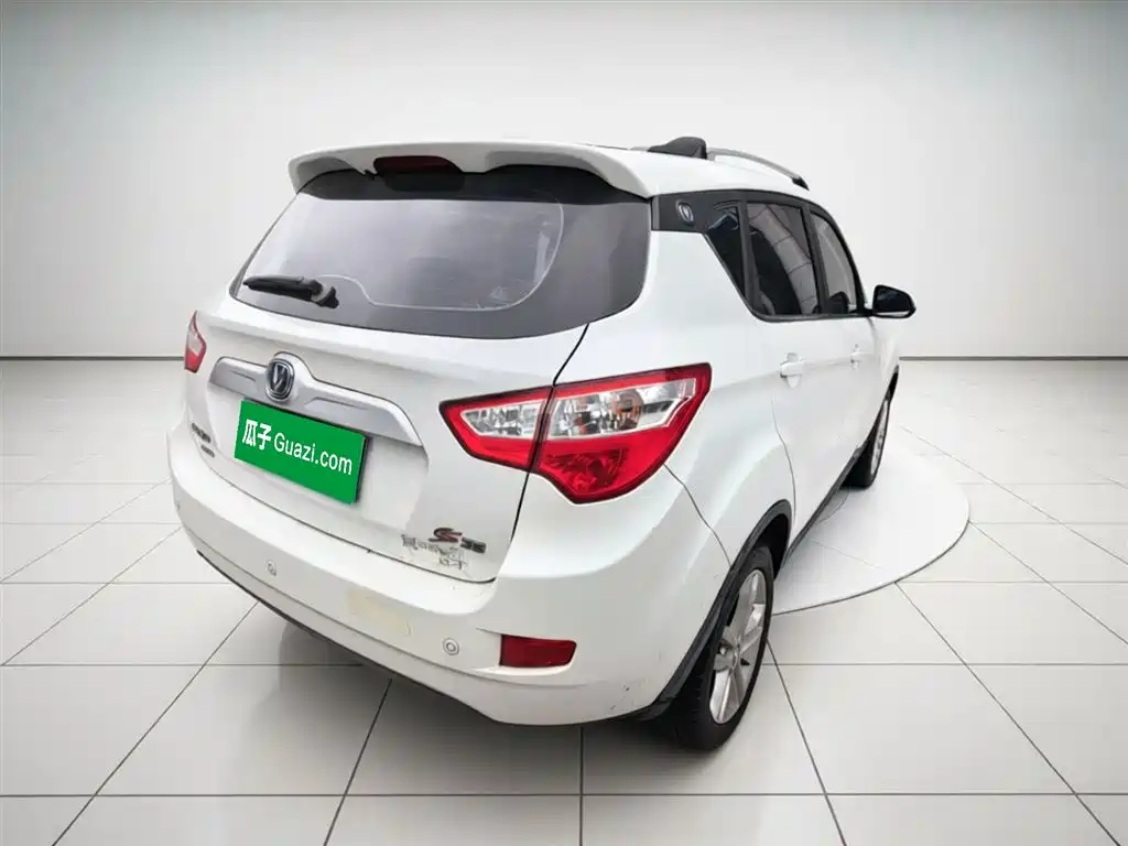 Changan CS35 2016 1.6L AT Luxury IV