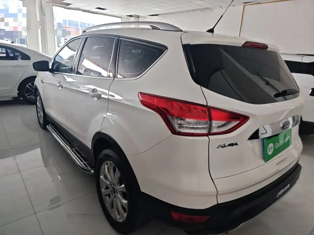 Ford Kuga — миниатюра 5
