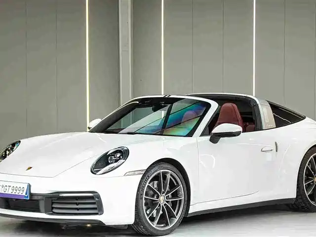PORSCHE  911 2023