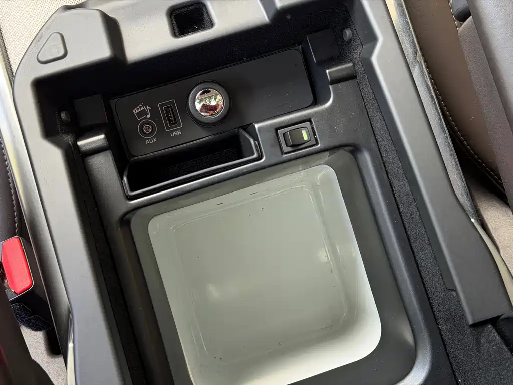 Land Rover Sport — миниатюра 13