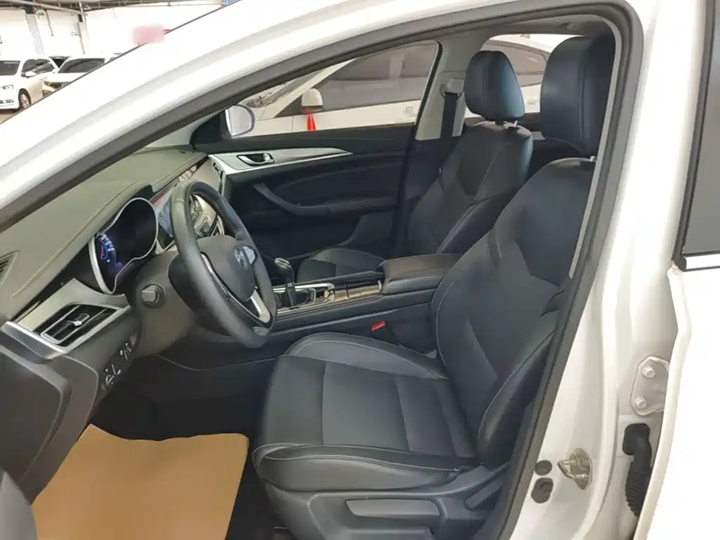 Changan Eado — миниатюра 15