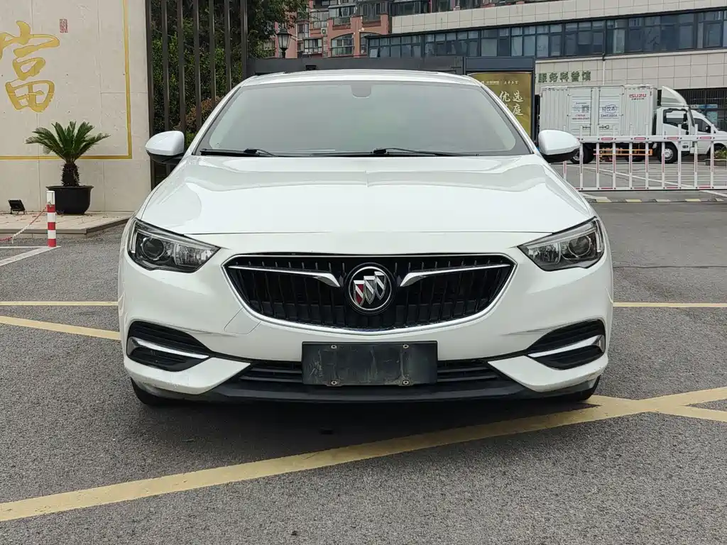 Buick Regal — миниатюра 2