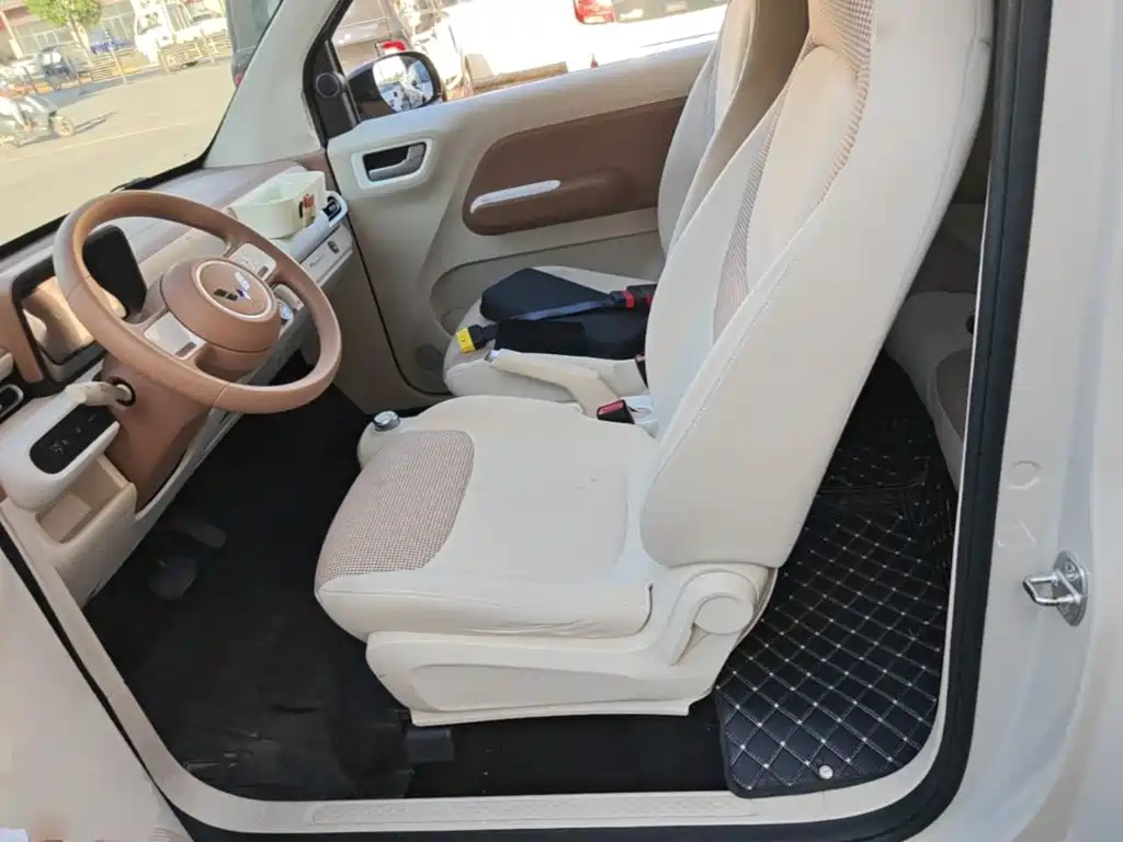 Wuling MINIEV — миниатюра 17