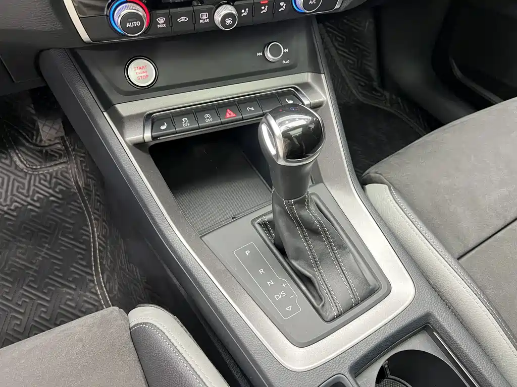Audi Q3 — миниатюра 10
