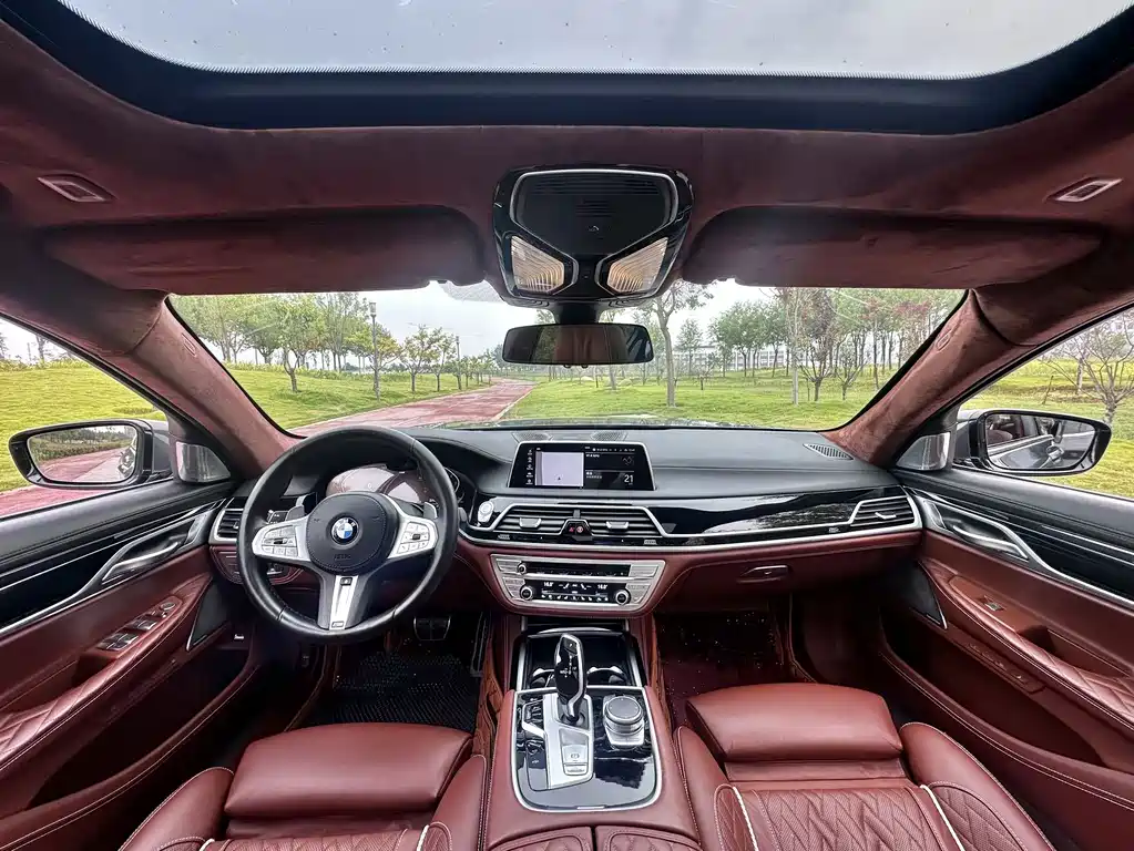 BMW 7 Series 7 2021 740Li xDrive Executive M Sport