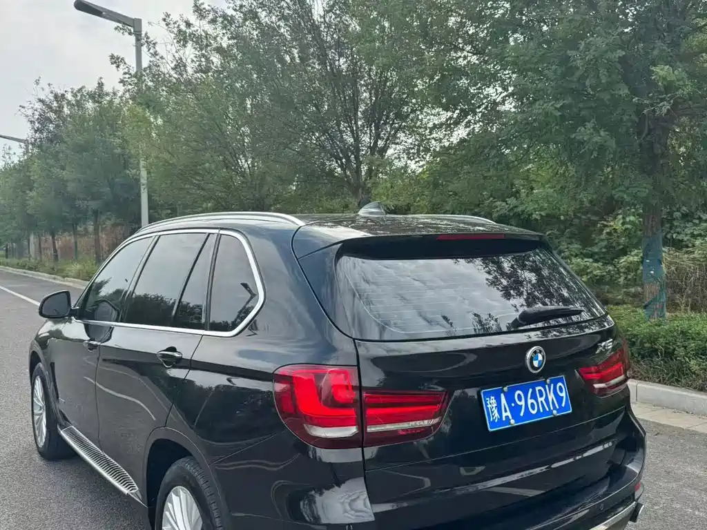 BMW X5 (Import) — миниатюра 9