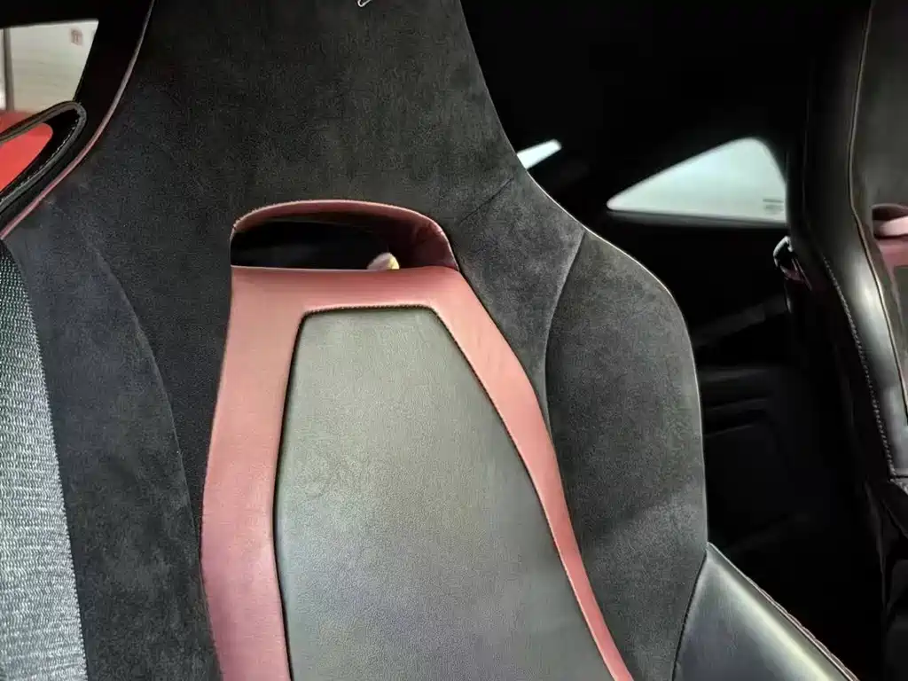 McLaren GT — миниатюра 8