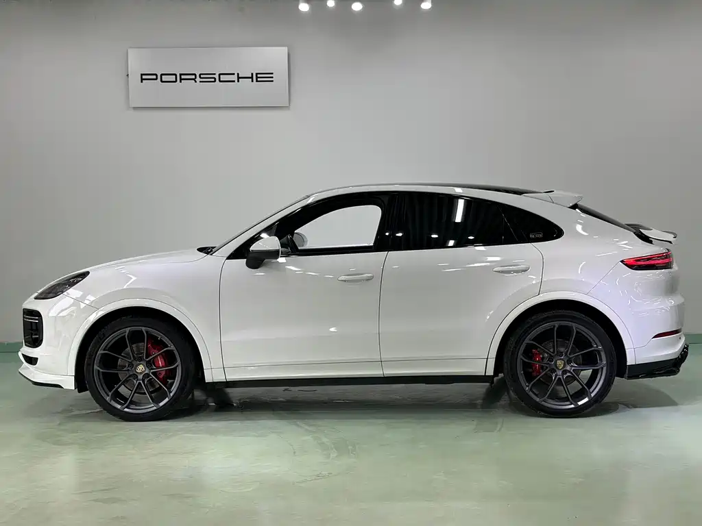 Porsche Cayenne — миниатюра 3