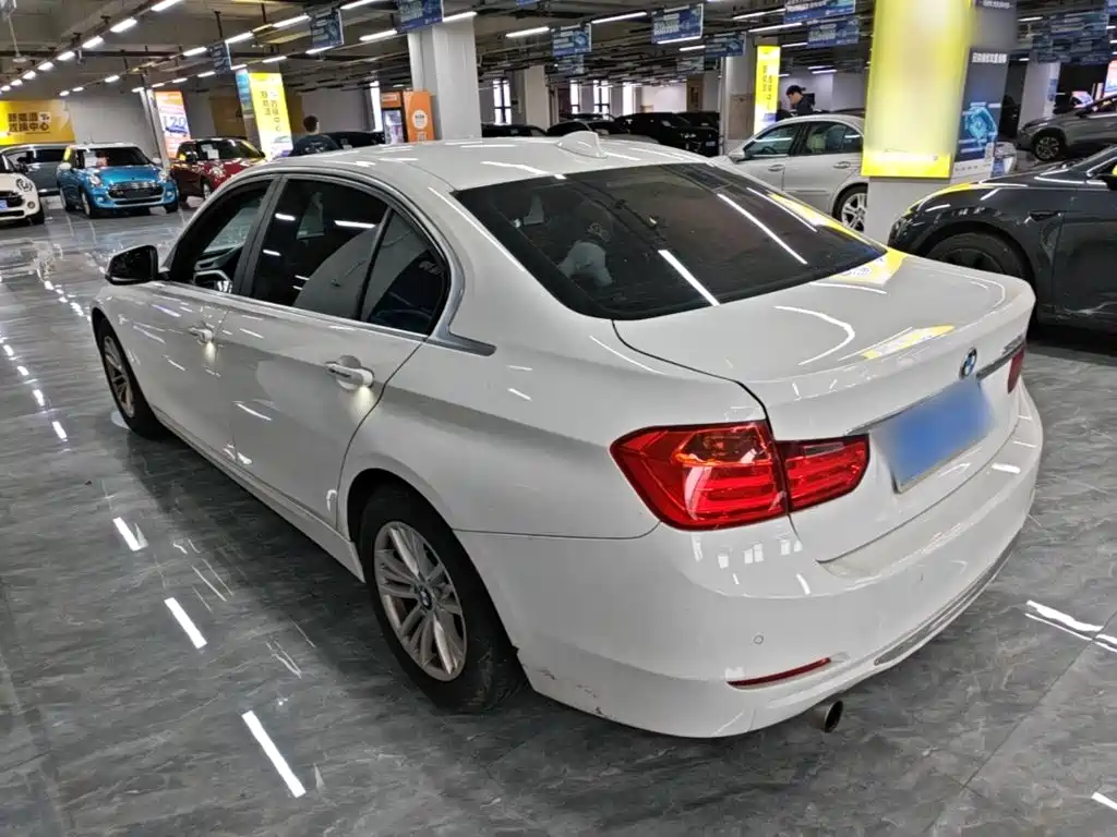 BMW 3 Series — миниатюра 23